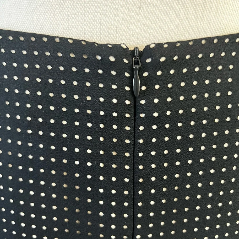 Akris Punto Laser Cut Pencil Skirt